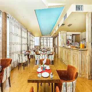 Perea Hotel