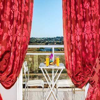Hotel Perea *