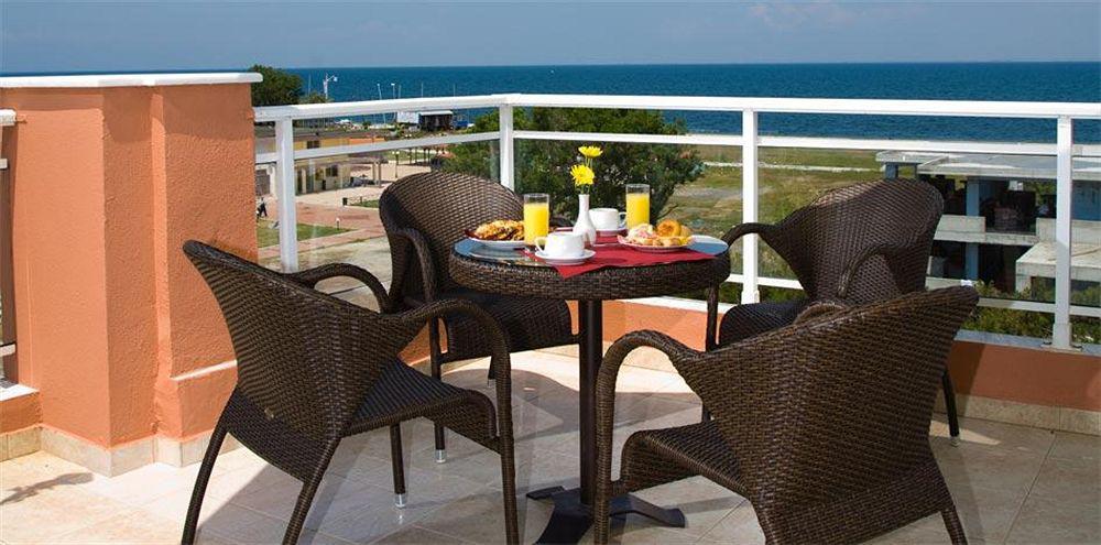Hotel Perea *